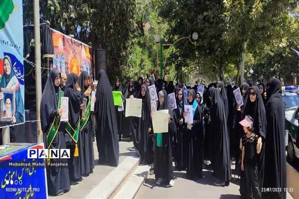 اجتماع دانش‌آموزی عاشقان قرآن در کاشمر