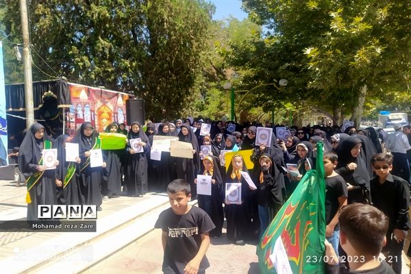 اجتماع دانش‌آموزی عاشقان قرآن در کاشمر