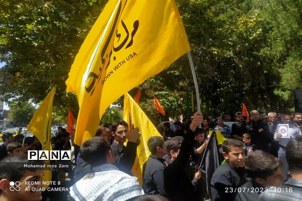 اجتماع دانش‌آموزی عاشقان قرآن در کاشمر