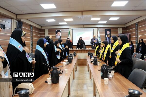 نشست هم‌اندیشی عفاف وحجاب  سازمان دانش‌آموزی خراسان رضوی تیر۱۴۰۲