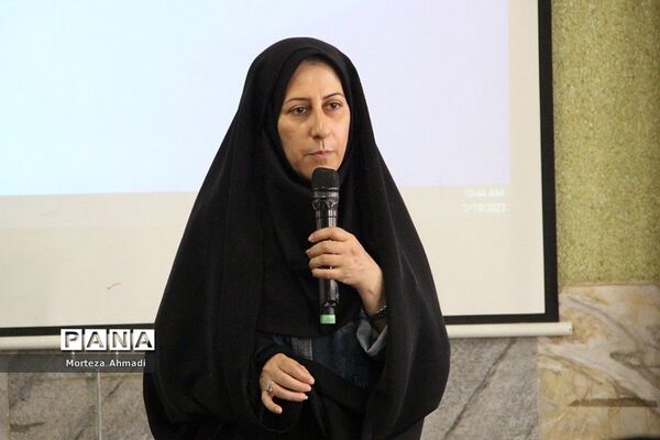 همایش هدایت تحصیلی با محوریت طراحی مسیر زندگی در مدرسه نور ولایت