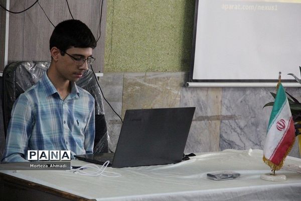 همایش هدایت تحصیلی با محوریت طراحی مسیر زندگی در مدرسه نور ولایت