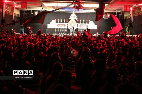 حضور خادمین نوجوان و جوان در هیات های عزاداری قم