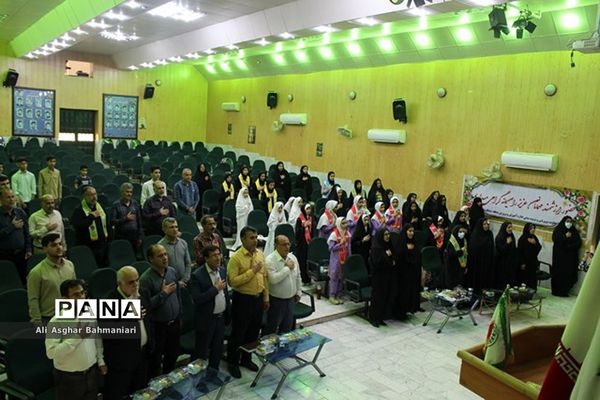 تجلیل از مربیان  و فعالان سازمان دانش آموزی منطقه شبانکاره