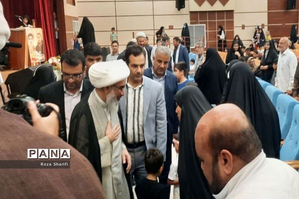 اجتماع خواهران آرمان مدافعان حریم خانواده در بوشهر