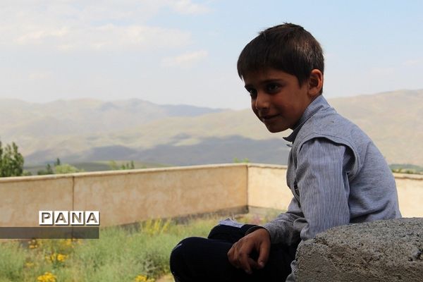 بازسازی مدرسه در روستای ممش‌خان در شهرستان خوی