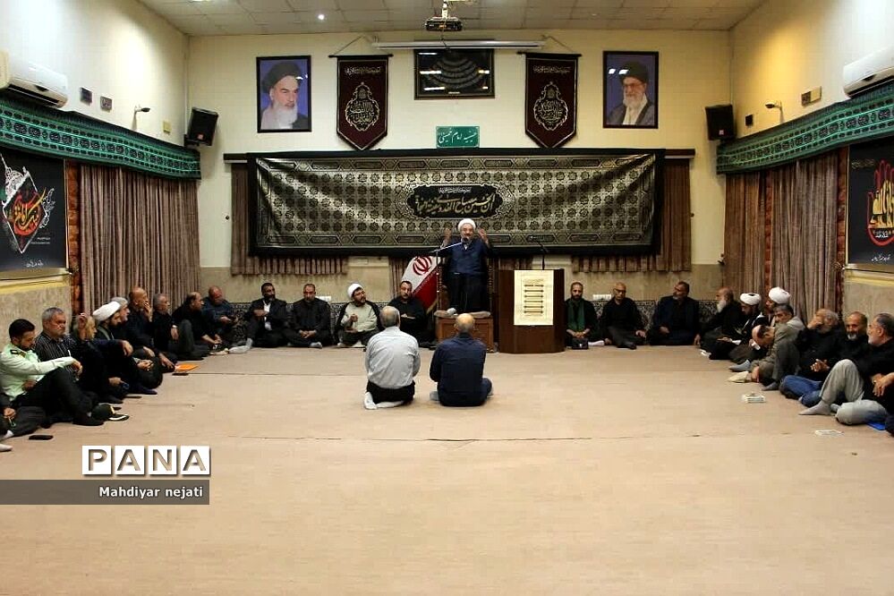 برگزاری شب‌های عزاداری محرم در دفتر امام جمعه رودهن