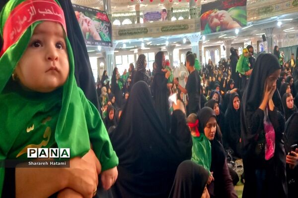 مراسم شیرخوارگان در مصلی بزرگ امام خمینی (ره) شهرکرد