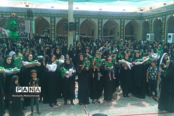 اجتماع بزرگ شیرخوارگان حسینی در امامزاده عبدالله بافق