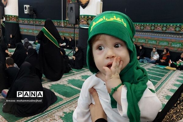 اجتماع شیرخوارگان حسینی در مصلی نماز جمعه شهرستان‌قرچک