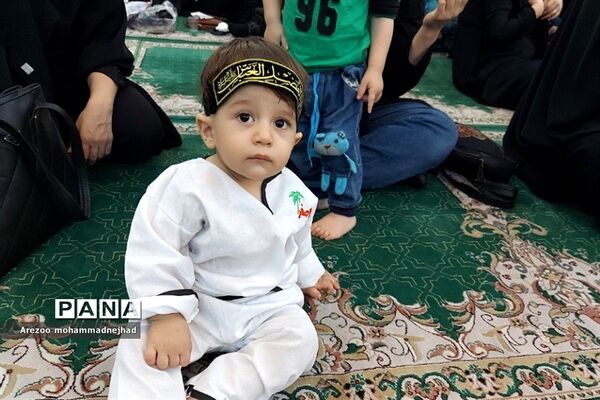 اجتماع شیرخوارگان حسینی در مصلی نماز جمعه شهرستان‌قرچک