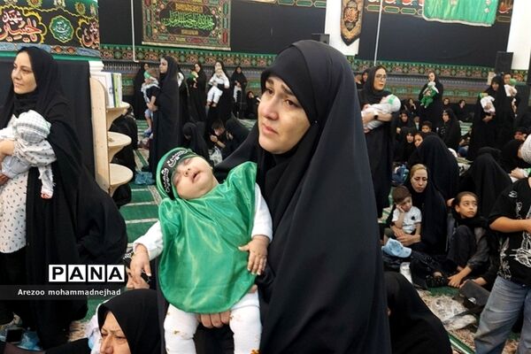 اجتماع شیرخوارگان حسینی در مصلی نماز جمعه شهرستان‌قرچک
