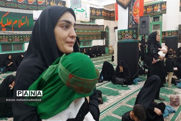 اجتماع شیرخوارگان حسینی در مصلی نماز جمعه شهرستان‌قرچک