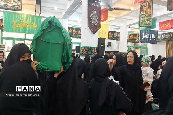 اجتماع شیرخوارگان حسینی در مصلی نماز جمعه شهرستان‌قرچک