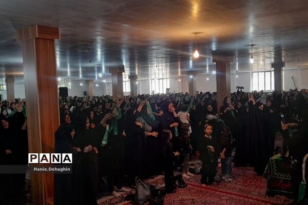 همایش شیرخوارگان حسینی در شریف‌آباد