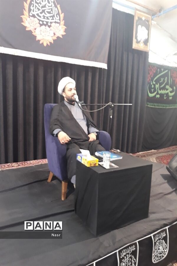 برگزاری همایش شیرخوارگان حسینی در مهدیه رباط اصفهان