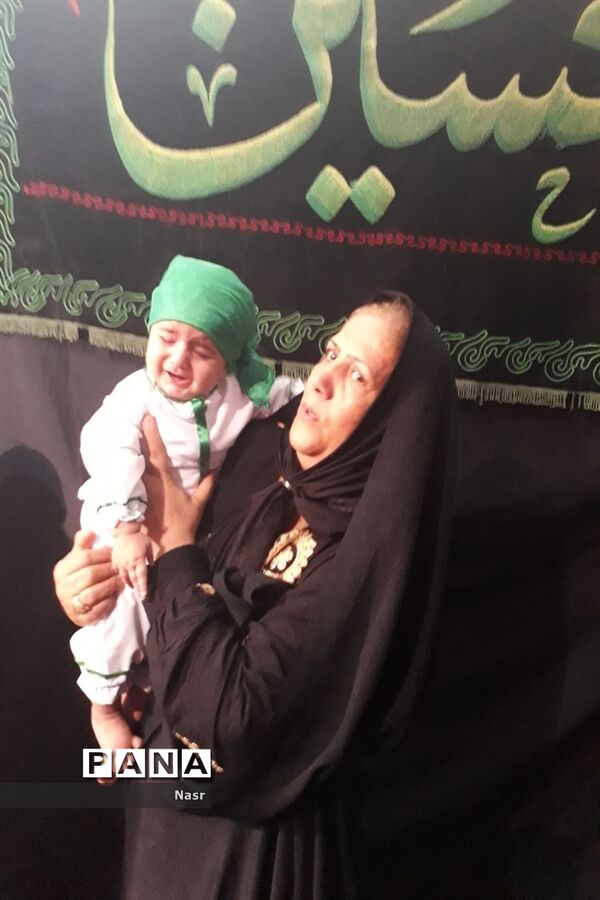 برگزاری همایش شیرخوارگان حسینی در مهدیه رباط اصفهان
