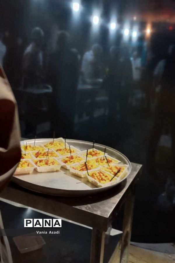 سوگواری مردم مشهد در عزای حسینی