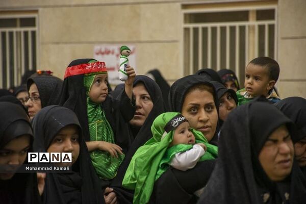 همایش شیرخوارگان حسینی در شهرستان محلات