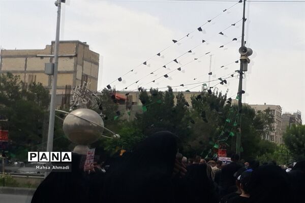 اعلام انزجار مردم نمازگزار و انقلابی رباط‌کریم از هتاکان به قرآن کریم