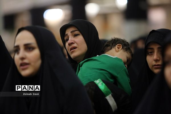 همایش شیرخوارگان حسینی در حرم مطهر حضرت معصومه(س)