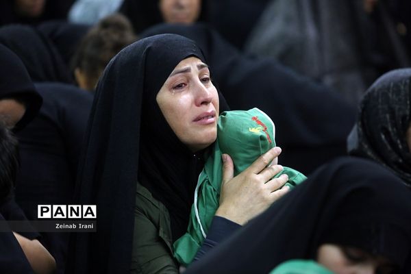 همایش شیرخوارگان حسینی در حرم مطهر حضرت معصومه(س)