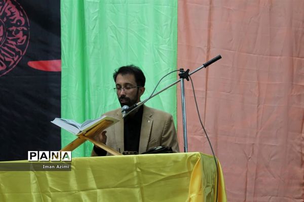 همایش هدایت تحصیلی و انتخاب رشته در خمین