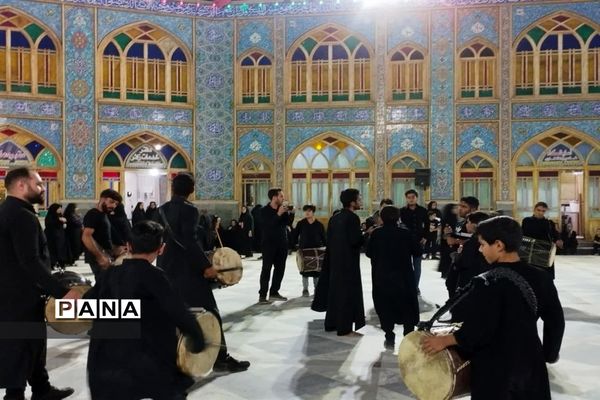 مراسم عزاداری عاشقان حضرت رقیه سلام الله در ‌‌امامزاده محمد هلال ‌بن علی در آران و بیدگل کاشان