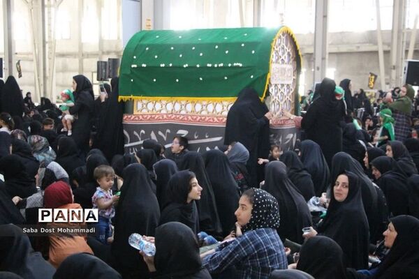 مراسم باشکوه شیرخوارگان حسینی در مصلی سمنان