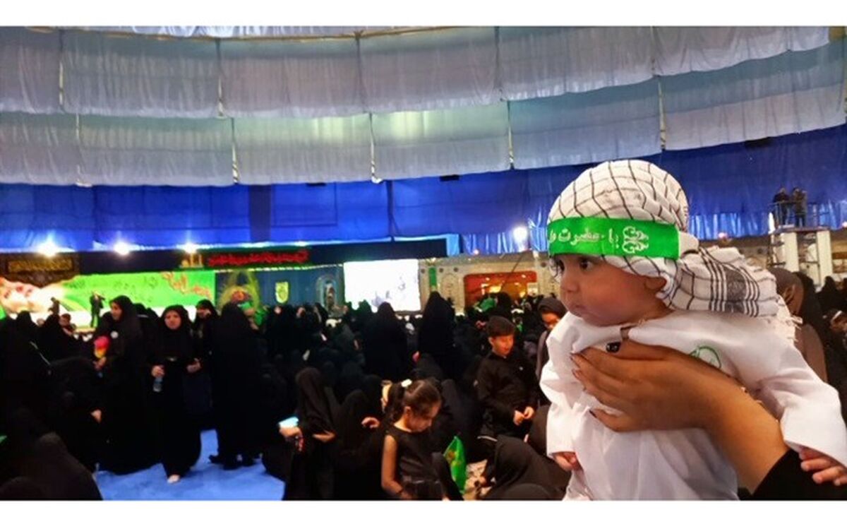 همنوایی مردم نجف آباد با مادر کوچک ترین سرباز کربلا