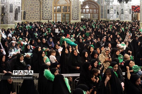 اجتماع عظیم شیرخوارگان حسینی در حرم مطهر