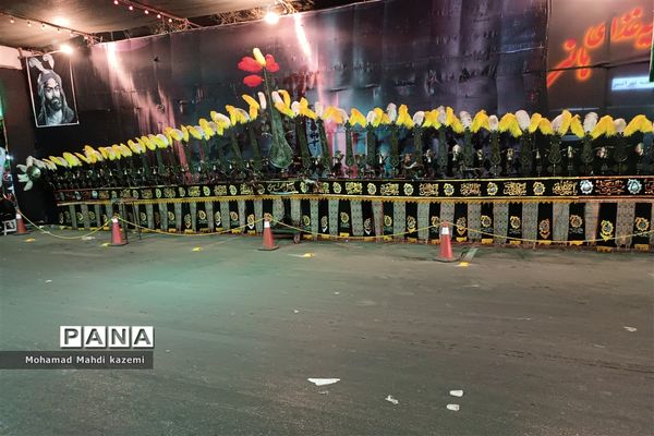 سیاه پوش شدن نقاط مختلف شهر تهران در ماه محرم