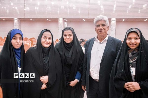 برگزاری اختتامیه جشنواره تابستانه دانش‌آموزی در ابرکوه