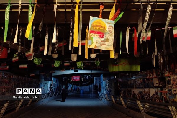 حال و هوای گلزار شهدای گمنام مشهد مقدس در ماه عزای اشرف اولاد آدم