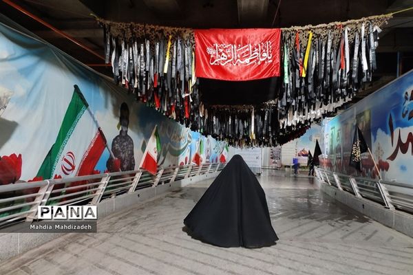 حال و هوای گلزار شهدای گمنام مشهد مقدس در ماه عزای اشرف اولاد آدم