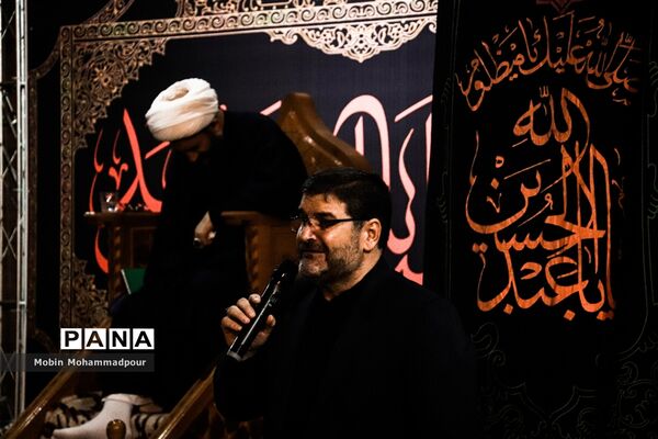 مراسم سوگواری اباعبدالله الحسین (ع) در مسجد کبود تبریز