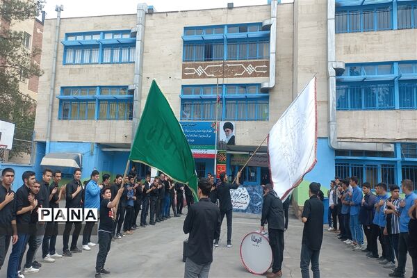 دسته عزاداری و سینه‌زنی دانش‌آموزان و کارکنان آموزش و پرورش منطقه ۸