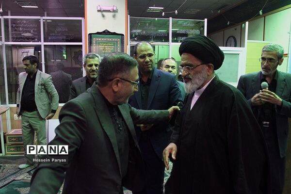 مجلس عزاداری حضرت اباعبدالله الحسین(ع) و قرائت زیارت عاشورا در وزارت آموزش و پرورش
