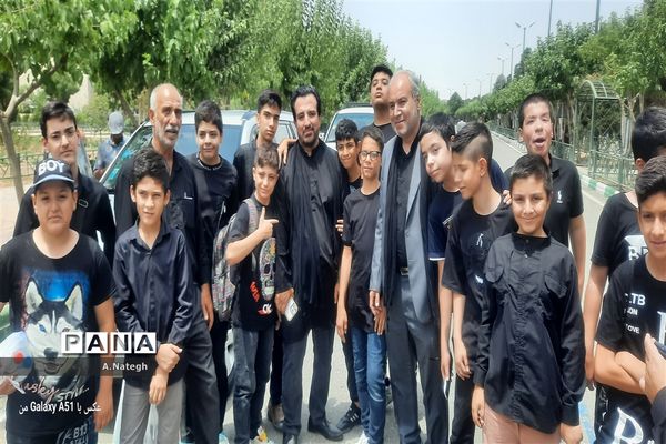 برگزاری سوگواره احلی من العسل در مرقد مطهر امام خمینی (ره)