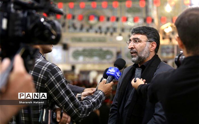 حضور 5000 دانش‌آموز در مراسم سوگواری «احلی من العسل»