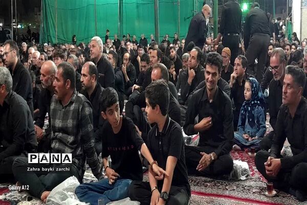 مراسم عزاداری و روضه‌خوانی دهه اول محرم در حسینیه بزرگ شهرستان زارچ