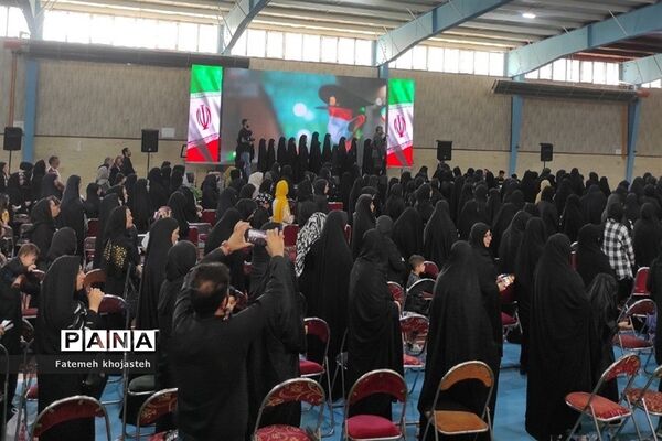 همایش بزرگ رهروان زینبی در شهرستان‌قرچک