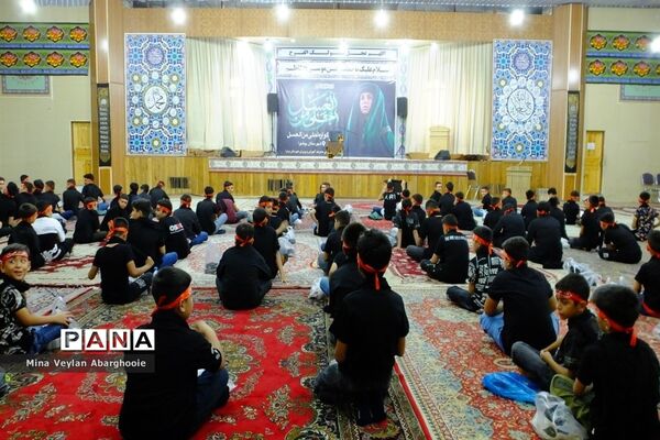 حضور دانش‌آموزان حسینی در یازدهمین سوگواره احلی من العسل شهرستان پیشوا