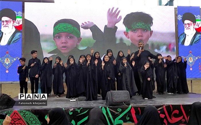 برگزاری همایش بزرگ رهروان زینبی در قرچک/فیلم