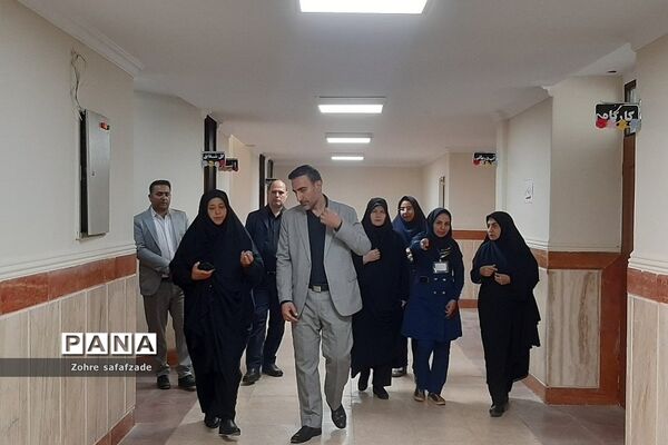 بازدید ناظران استانی از کانون ارزیابی و مصاحبه آزمون استخدامی آموزگاران منطقه رودهن