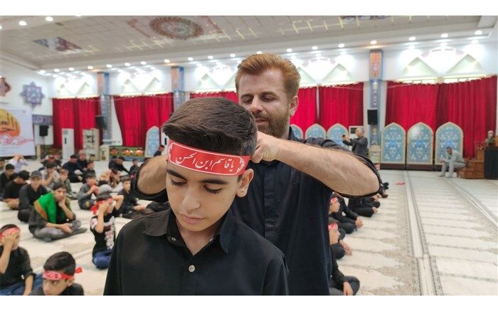 همایش«احلی من العسل» زمینه آشنایی نسل جوان را با  حماسه آفرینی های شهدای کربلا  فراهم می کند