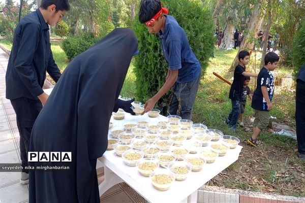 سوگواره احلی من العسل در سیمرغ