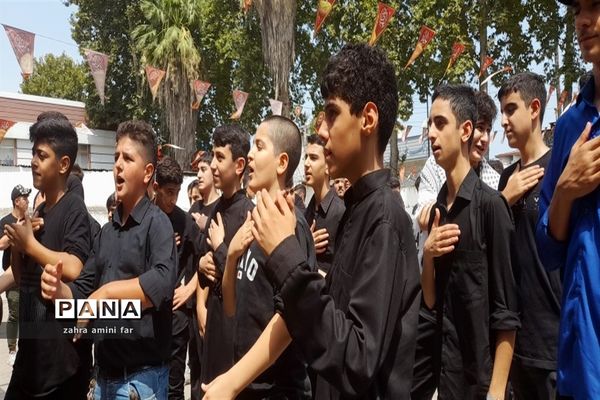 سوگواره احلی من العسل در نور