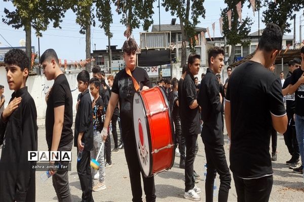 سوگواره احلی من العسل در نور