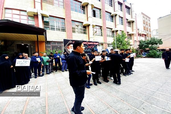 تجمع فرهنگیان منطقه 12 در محکومیت اهانت به قرآن کریم